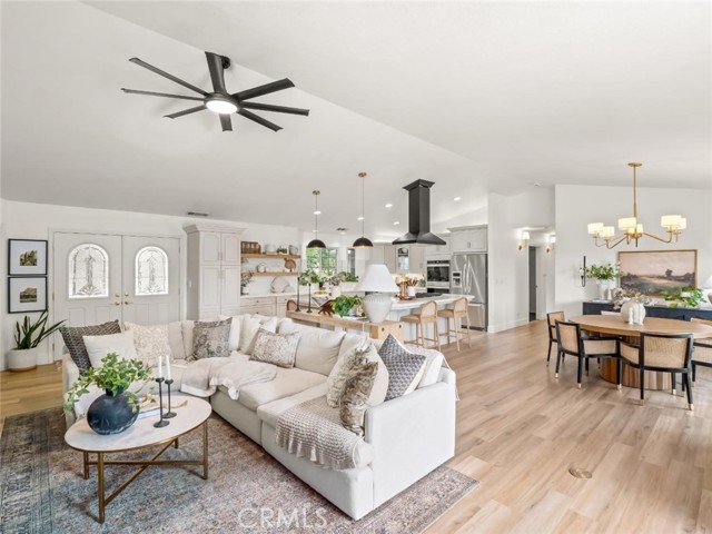 41797 River Knolls Way, Coarsegold CA: https://media.crmls.org/medias/c35f00b5-b3f1-4114-90dd-a68d363f05e8.jpg