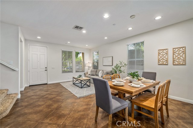 Detail Gallery Image 16 of 55 For 6363 Marbella Ln, Corona,  CA 91752 - 4 Beds | 2 Baths