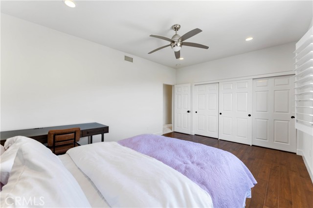 Image 33 of 56 For 4116 Dakota Drive