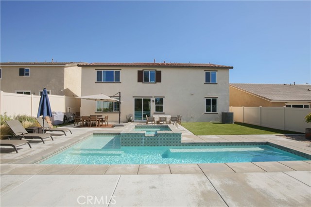 33060 Toledo Bend Court, Winchester CA: https://media.crmls.org/medias/c3624e22-6229-4d03-898b-f581451c4145.jpg