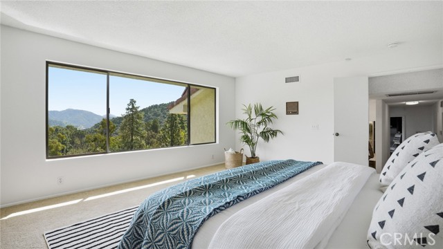 Detail Gallery Image 28 of 47 For 1340 Daily Circle, Glendale,  CA 91208 - 4 Beds | 3 Baths