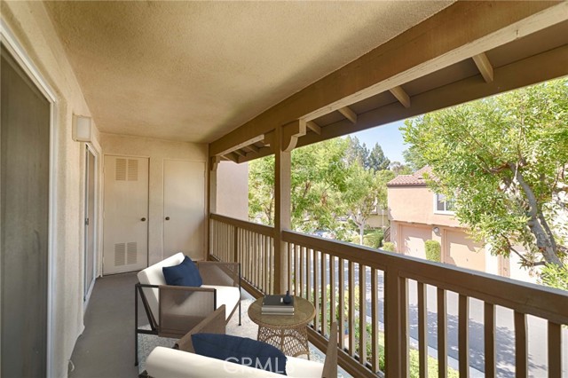 Detail Gallery Image 33 of 49 For 215 S Cross Creek Rd #E,  Orange,  CA 92869 - 1 Beds | 1 Baths