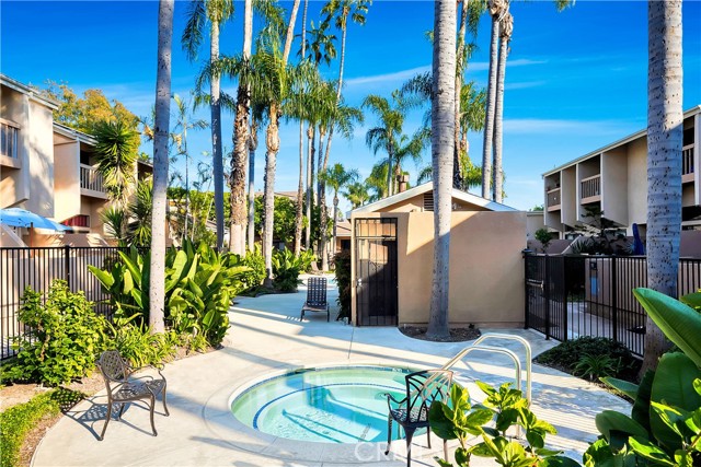 2915 Barrington Court, Fullerton CA: https://media.crmls.org/medias/c3653cd2-34fd-4abc-a634-455dd6e7ae07.jpg