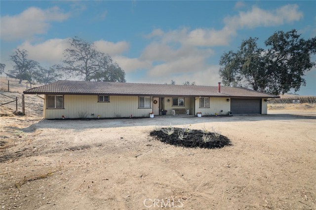 22630 Stagecoach Lane, Clovis CA: https://media.crmls.org/medias/c365afb3-0aeb-4416-9c98-fd29c123e695.jpg