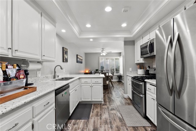 Detail Gallery Image 10 of 33 For 18 Brookdale, Irvine,  CA 92604 - 3 Beds | 2 Baths