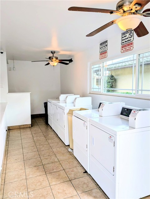 Detail Gallery Image 16 of 17 For 134 S Magnolia 11c,  Anaheim,  CA 92804 - 3 Beds | 2 Baths