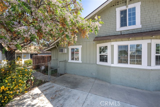 Detail Gallery Image 10 of 68 For 3751 Mckenzie Street, Riverside,  CA 92503 - 5 Beds | 2 Baths