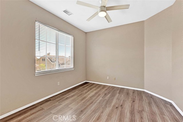 23261 Castle Rock, Mission Viejo CA: https://media.crmls.org/medias/c367478e-94cc-4f36-a8ef-f4f18033d110.jpg