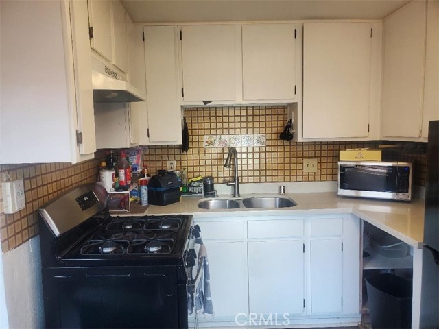 Detail Gallery Image 6 of 6 For 8939 Mango Ave #F,  Fontana,  CA 92335 - 2 Beds | 1 Baths