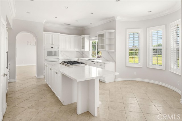 Detail Gallery Image 33 of 75 For 24711 Tiburon St, Valencia,  CA 91355 - 5 Beds | 5 Baths