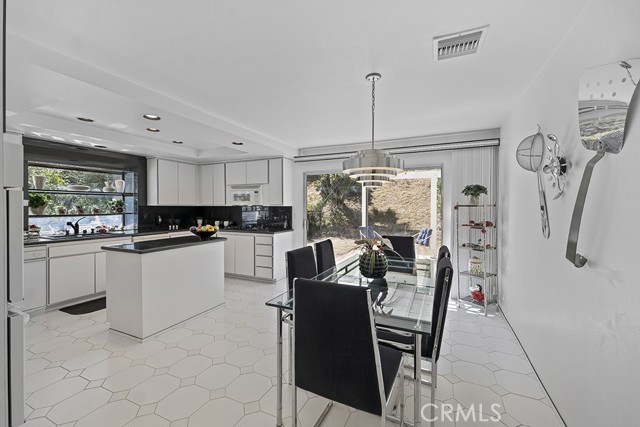 19723 Trull Brook Drive photo 8