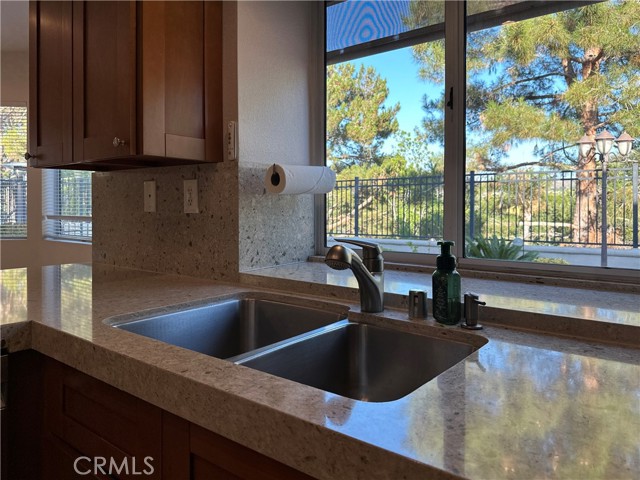 26582 Via Mondelo, Mission Viejo CA: https://media.crmls.org/medias/c3692186-1453-4bd6-b914-915123dc1483.jpg