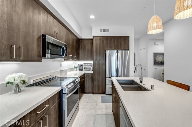 5092 Long Beach photo 8