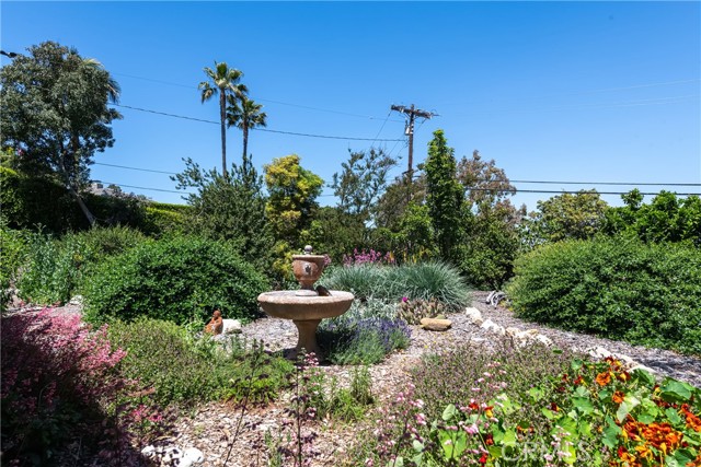 2 Chuckwagon, Rolling Hills, California 90274, 3 Bedrooms Bedrooms, 0 ,2 BathroomsBathrooms,Residential,For Sale,Chuckwagon,0,SB26132436