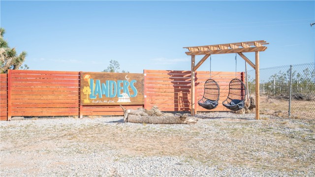 Detail Gallery Image 6 of 32 For 670 Ducor Ave, Landers,  CA 92285 - – Beds | – Baths