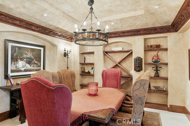 Detail Gallery Image 10 of 57 For 26501 Silver Saddle Ln, Laguna Hills,  CA 92653 - 7 Beds | 7/2 Baths