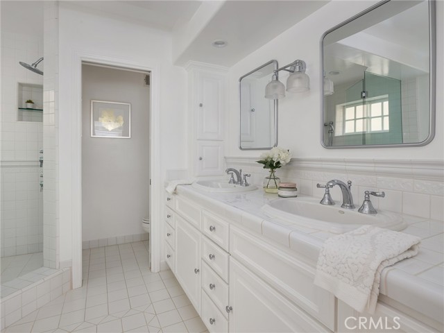 3509 Poinsettia Avenue, Manhattan Beach, California 90266, 4 Bedrooms Bedrooms, ,2 BathroomsBathrooms,Residential,Sold,Poinsettia,SB21155019