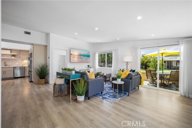 Detail Gallery Image 7 of 59 For 1360 Pelham Rd 69g,  Seal Beach,  CA 90740 - 2 Beds | 1/1 Baths