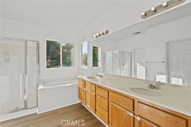 Detail Gallery Image 37 of 43 For 19914 via Joyce Dr, Saugus,  CA 91350 - 3 Beds | 2 Baths