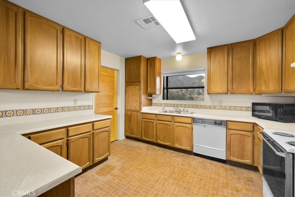 MLS #JT25260931 image #14