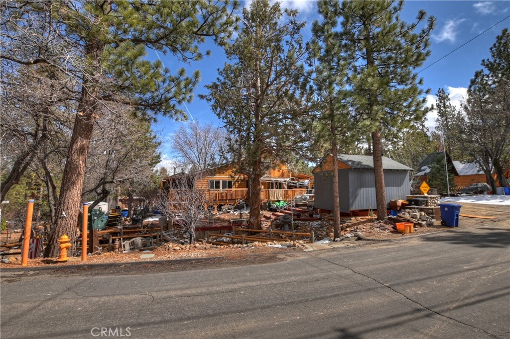 581 Highland Lane