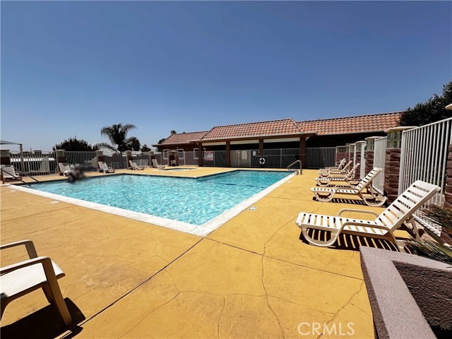 2140 Mentone Boulevard, Mentone CA: https://media.crmls.org/medias/c36b6cee-130e-4df2-a577-5bc3b237f470.jpg