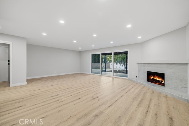 Detail Gallery Image 9 of 38 For 10557 Reseda, Porter Ranch,  CA 91326 - 5 Beds | 3 Baths