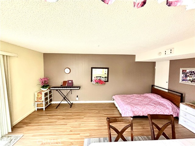 Detail Gallery Image 6 of 36 For 5410 Barrett Cir, Buena Park,  CA 90621 - 3 Beds | 2/1 Baths