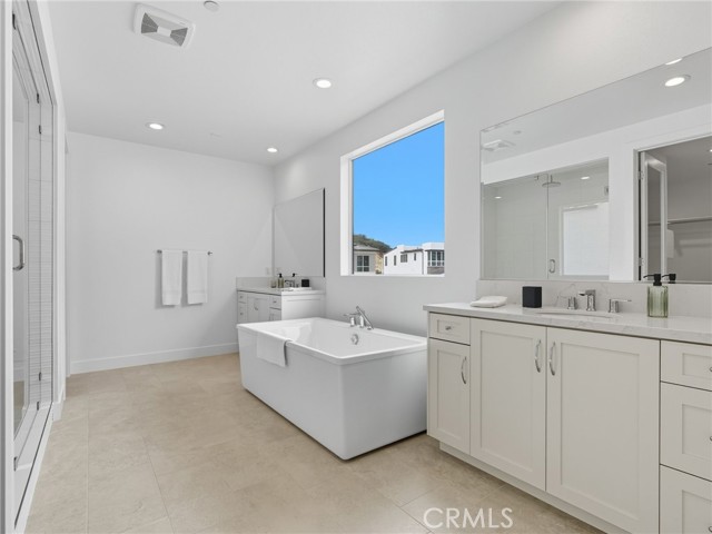 9539 N Andora Avenue, Chatsworth CA: https://media.crmls.org/medias/c36c1b25-2ab8-4257-9151-191ebd49ac46.jpg