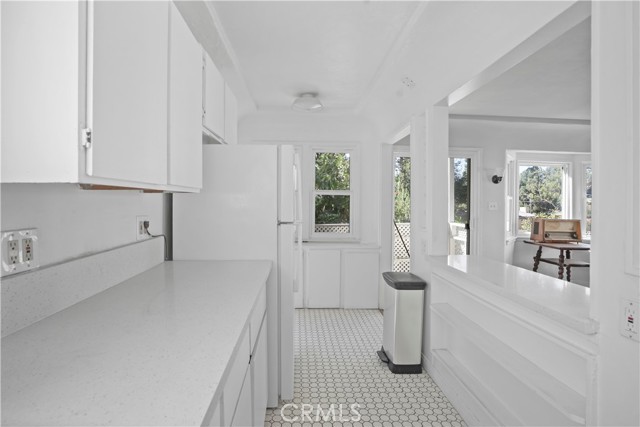 2313 Glendale Boulevard, Los Angeles CA: https://media.crmls.org/medias/c36c6dc8-f6d1-4c9d-8b55-135895bbbd4b.jpg