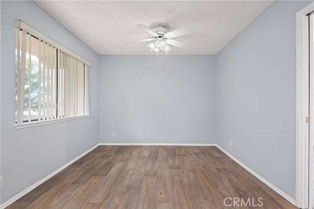 9000 Vanalden Avenue, Northridge CA: https://media.crmls.org/medias/c36cc2c5-4ff1-426a-9911-89b74d5a8cbd.jpg