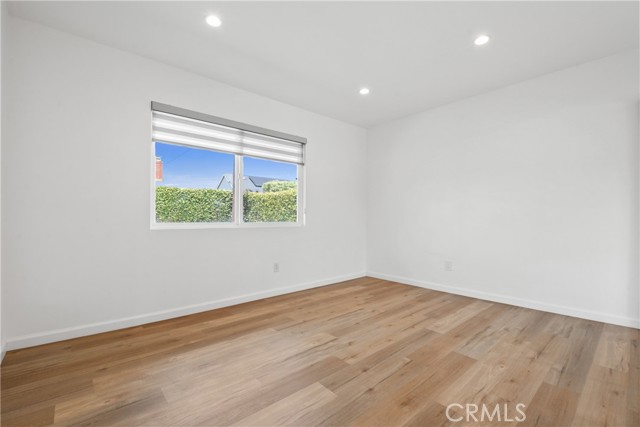 6091 Larchwood Drive, Huntington Beach CA: https://media.crmls.org/medias/c36d8515-5b7e-4e87-9183-2a3d2ad4439b.jpg