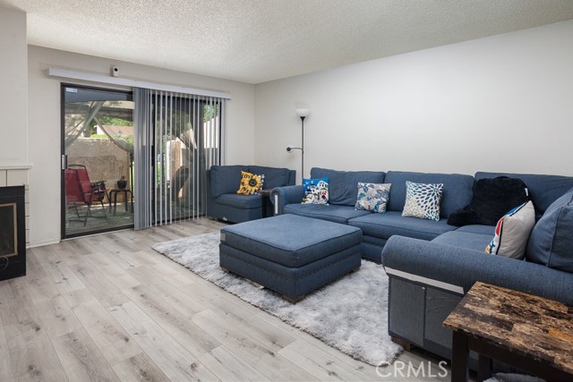 Detail Gallery Image 6 of 18 For 425 W Avenue J5 #37,  Lancaster,  CA 93534 - 2 Beds | 2 Baths