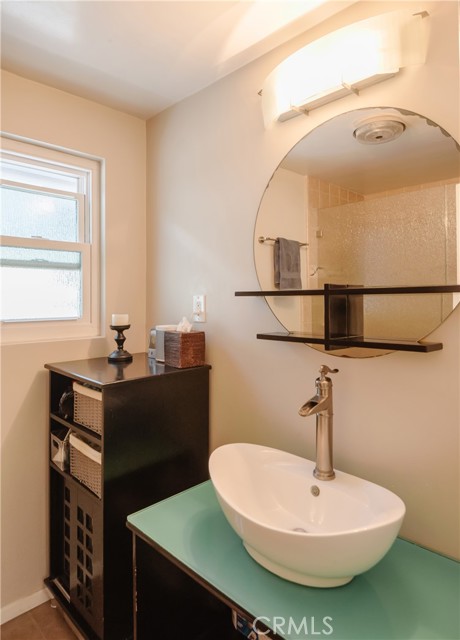 2120 Prospect Avenue, Hermosa Beach, California 90254, 3 Bedrooms Bedrooms, ,2 BathroomsBathrooms,Residential,Sold,Prospect,SB22188872