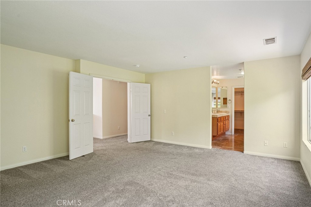 MLS #OC25182457 img 15