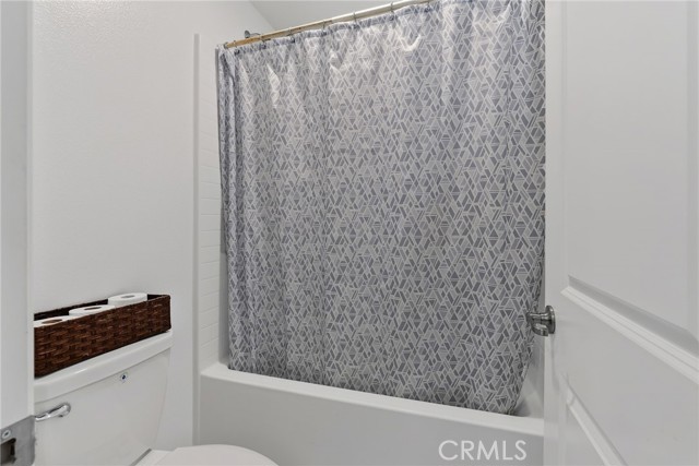 Detail Gallery Image 17 of 35 For 15185 Ridge, Fontana,  CA 92336 - 4 Beds | 3/1 Baths