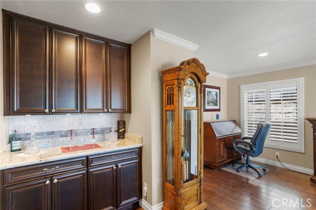 Detail Gallery Image 11 of 32 For 6207 E Breton Cir, Orange,  CA 92869 - 3 Beds | 2/1 Baths