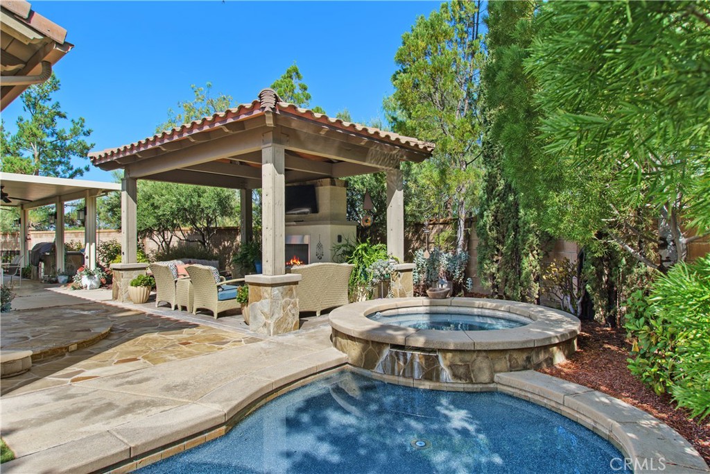 42351 Gronlund Court