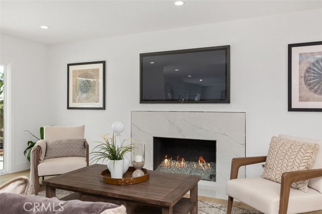 Detail Gallery Image 15 of 43 For 25652 Fallenwood, Lake Forest,  CA 92630 - 4 Beds | 2/1 Baths