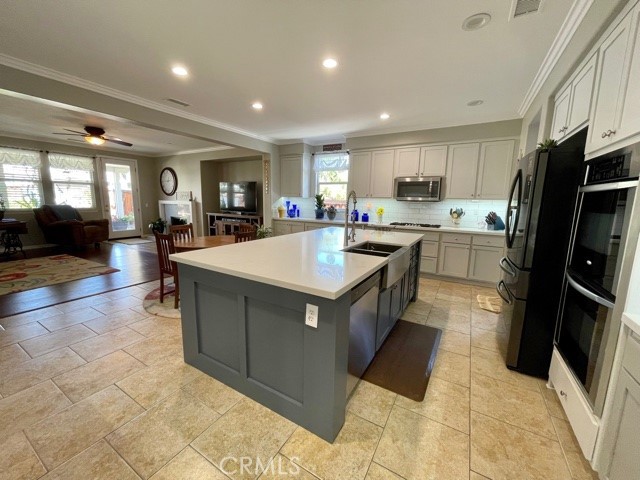 C3738934 4946 41f4 9a67 Ca0d998ad324