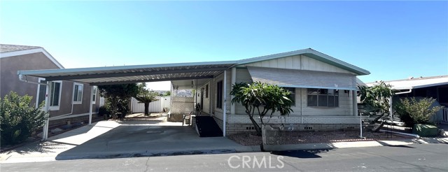 3500 Buchanan Street, Riverside CA: https://media.crmls.org/medias/c3744f89-18da-4738-b9ee-89128dc13c6f.jpg
