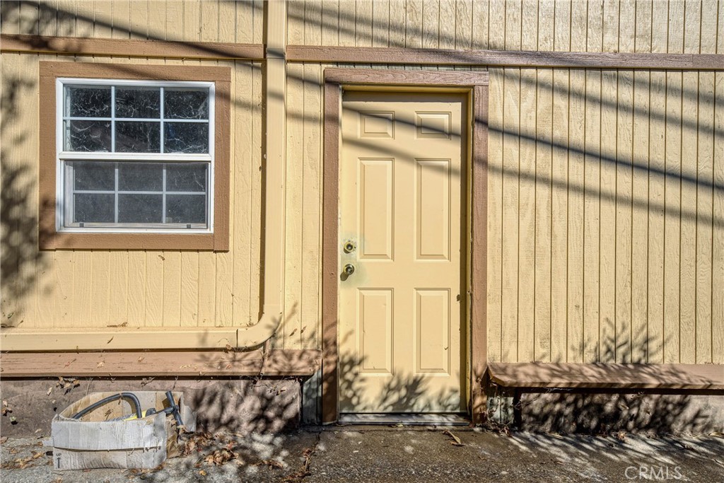 https://media.crmls.org/medias/c374ed63-4aaf-489b-9854-528514f38114.jpg?preset=X-Large