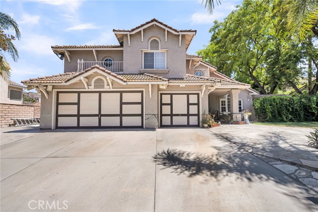 11322 Breithorn Court, Riverside CA: https://media.crmls.org/medias/c37597f2-cc5e-4e63-971c-72040c8518fb.jpg
