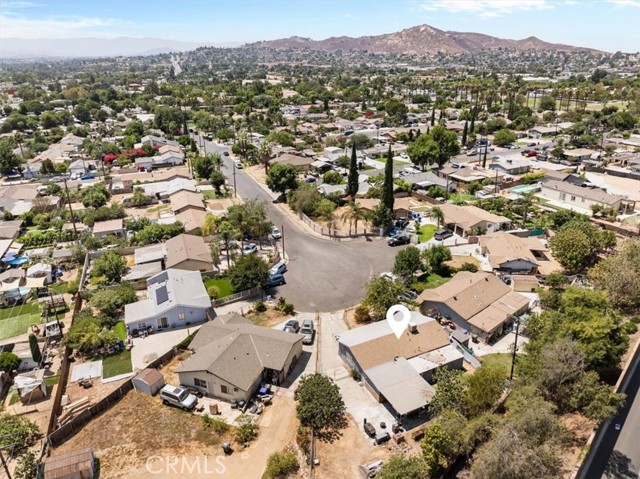 3350 Jennie Street, Jurupa Valley CA: https://media.crmls.org/medias/c376a172-e601-4814-aeb0-bd5e2f596195.jpg