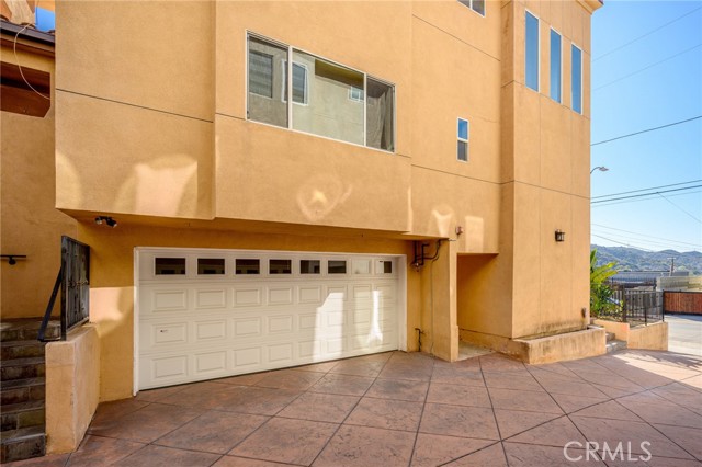 Detail Gallery Image 31 of 31 For 10118 Fernglen #1,  Tujunga,  CA 91042 - 3 Beds | 2/1 Baths