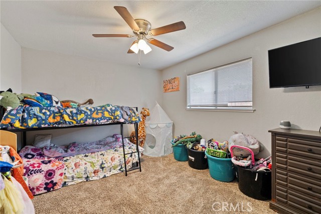 Detail Gallery Image 16 of 23 For 437 N Phillip Ave, Fresno,  CA 93727 - 3 Beds | 2 Baths