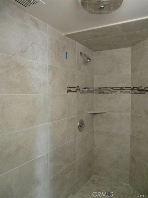 Detail Gallery Image 6 of 17 For 375 Atlantic Ave #702,  Long Beach,  CA 90802 - 2 Beds | 2 Baths
