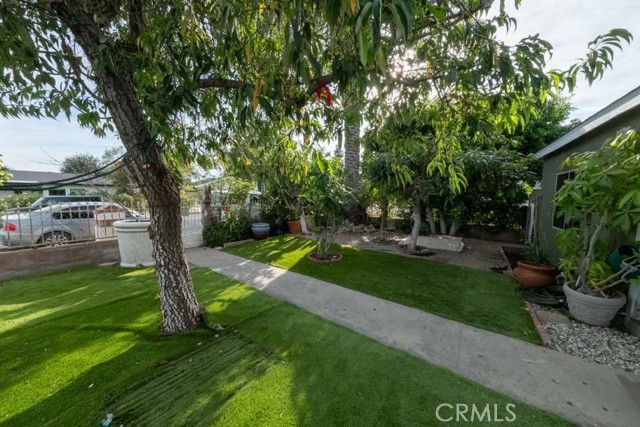 Detail Gallery Image 8 of 47 For 15719 Romar St, North Hills,  CA 91343 - 3 Beds | 2 Baths