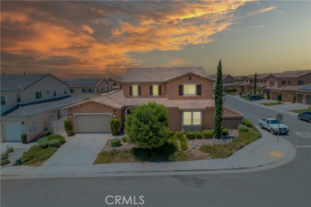 Detail Gallery Image 1 of 28 For 1693 Cirrus Way, Beaumont,  CA 92223 - 4 Beds | 3 Baths