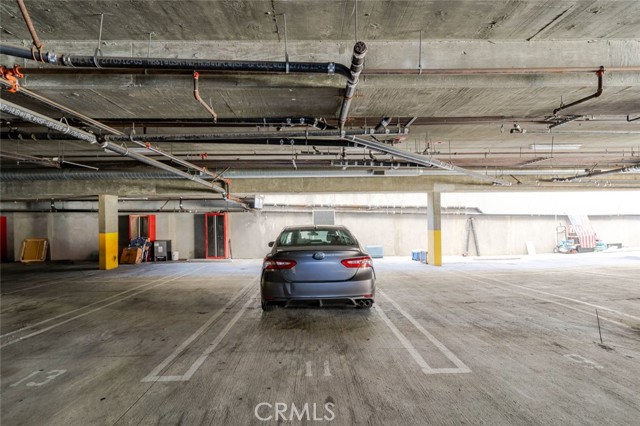 Detail Gallery Image 18 of 21 For 1466 Tamarind Ave #301,  Los Angeles,  CA 90028 - 2 Beds | 2 Baths